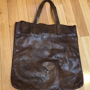Campomaggi purse in brown leather — like new!